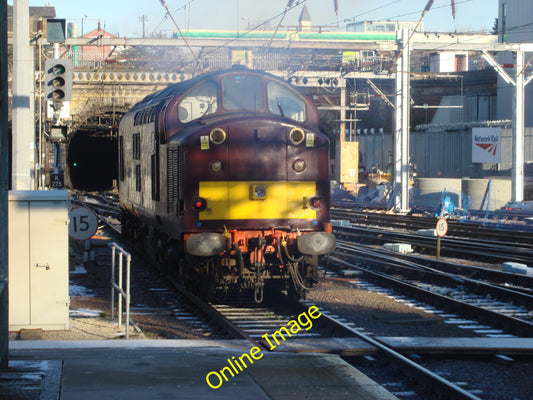 Photo 6x4 Locomotive departing from King's Cross station London This is n c2009