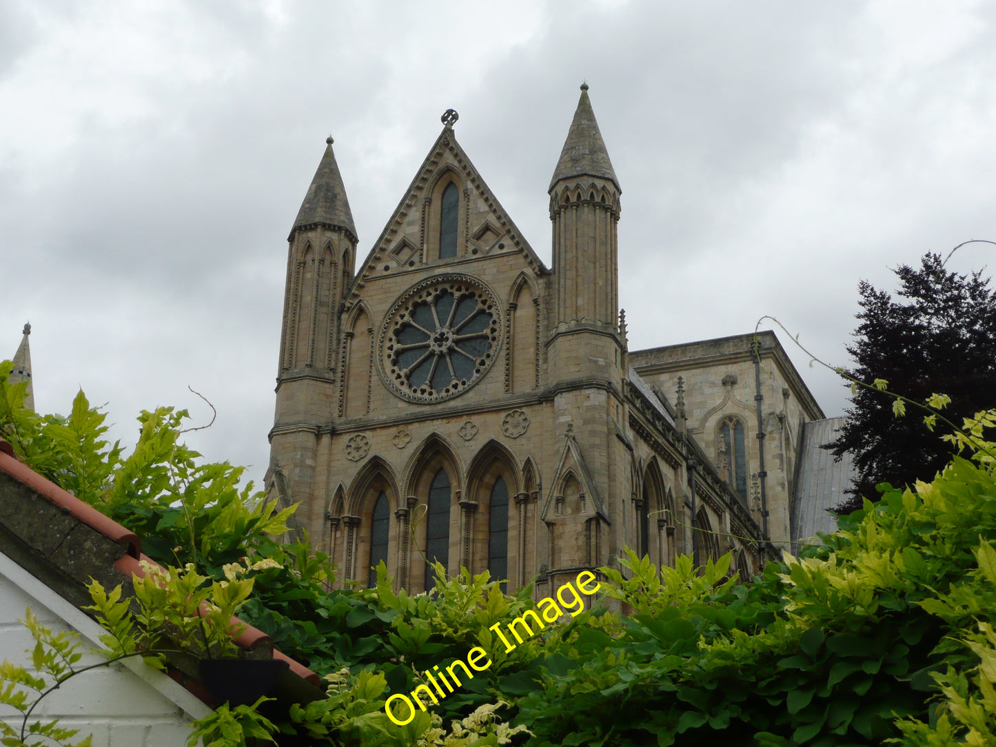Photo 6x4 Beverley Minster as seen from the Tea Cosy Tea Rooms  c2010