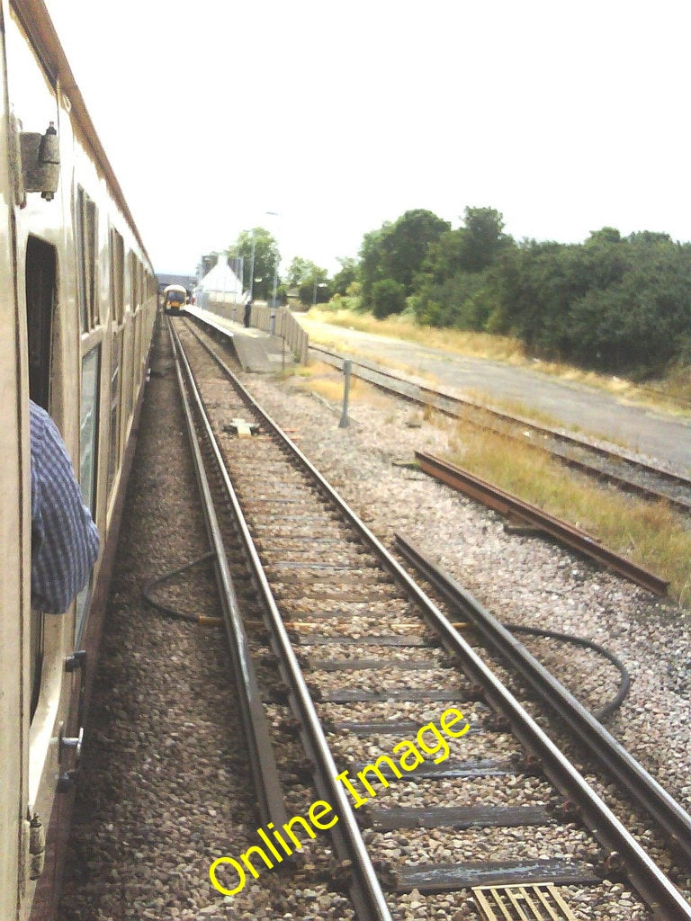 Photo 6x4 Waiting at Queenborough Station Queenborough\/TQ9172 Diesel cha c2010