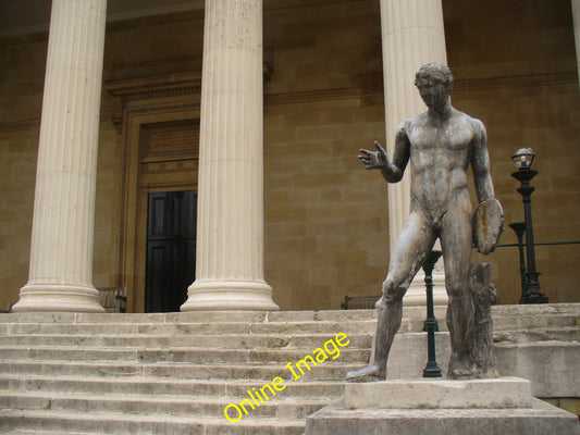 Photo 6x4 UCL Quadrangle Statue London Discus thrower by the main steps o c2010