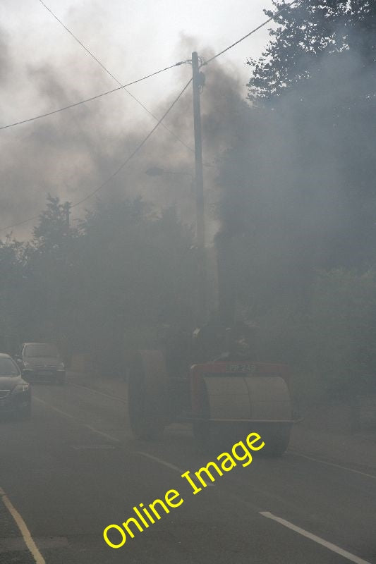 Photo 6x4 Lost in smoke Cholsey A steam roller travelling along Station R c2010