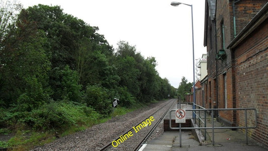 Photo 6x4 Lamppost at Beccles Station  c2010