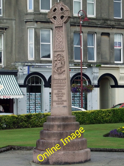 Photo 6x4 Celtic cross in Colqhoun Square Helensburgh One of two Celtic c c2010