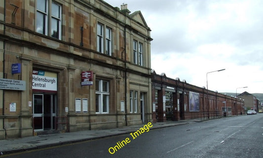 Photo 6x4 Helensburgh Central Station On Princes Street. The end of the l c2010