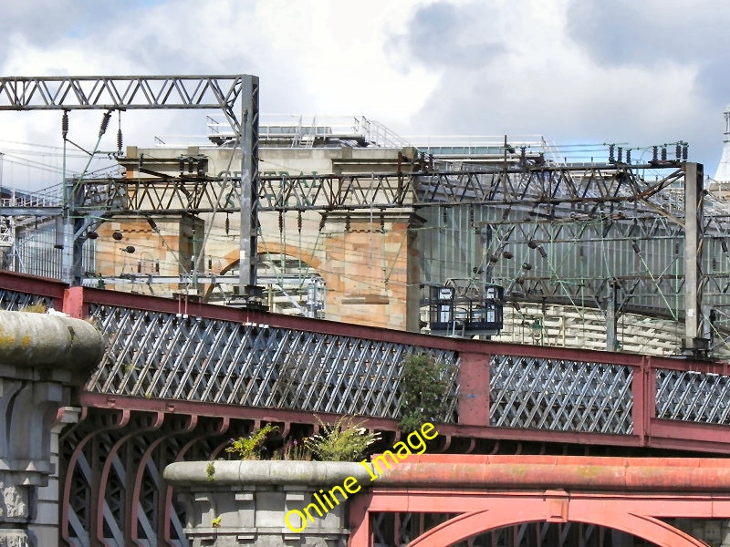 Photo 6x4 Glasgow Central Station The approach to the station over the Cl c2010