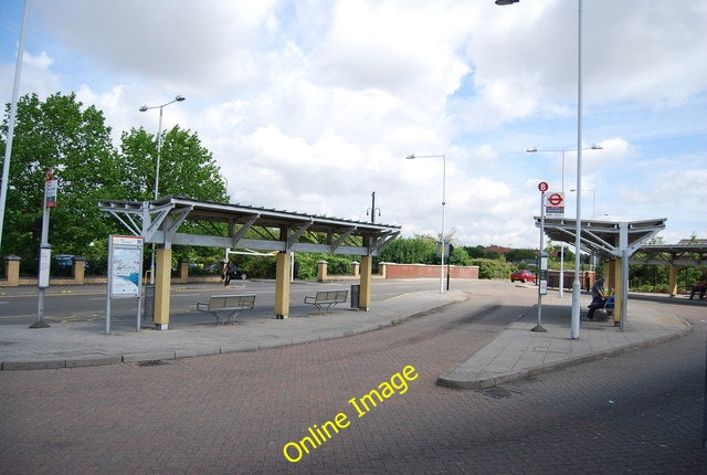 Photo 6x4 Bus stops outside Feltham Station Feltham\/TQ1073 The bus conne c2010