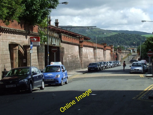 Photo 6x4 Dumbarton Central station The Station Road side of the station. c2010