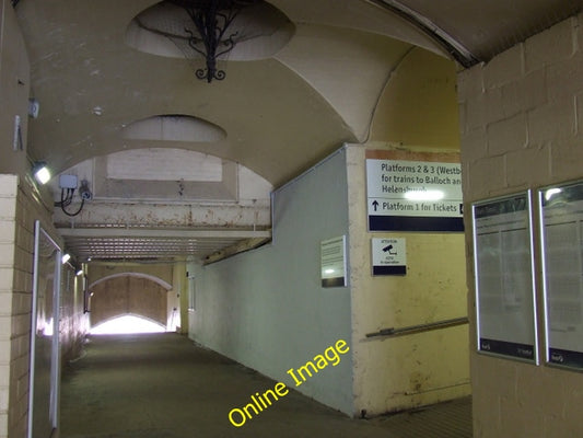 Photo 6x4 Dumbarton Central station The subway which runs under the stati c2010