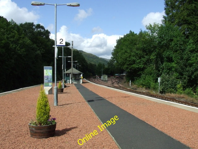 Photo 6x4 Ardlui station Looking north along the island platform. c2010