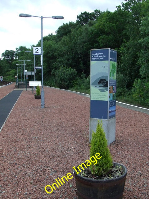 Photo 6x4 Ardlui station Looking south along the island platform. the sta c2010