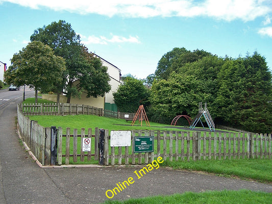 Photo 6x4 Exehill play area Edginswell A small play area at the side of E c2010