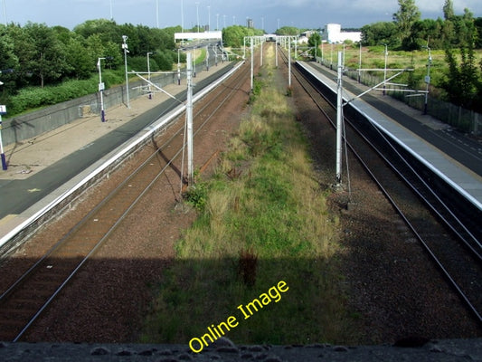 Photo 6x4 Cardonald railway station View from the footbridge, looking tow c2010