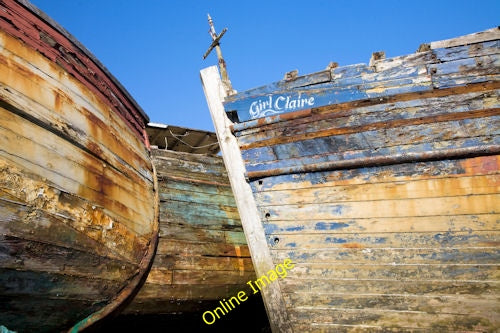 Photo 6x4 Sisters of Claire Salen The 3 old boats moored up on the foresh c2009