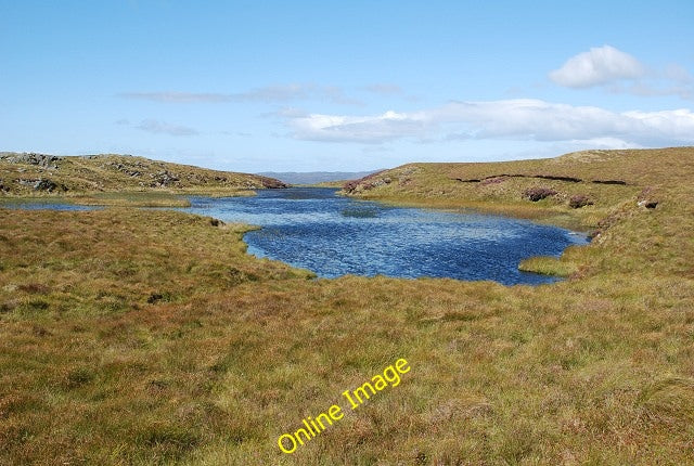 Photo 6x4 Lochan Eun Ormsary\/NR7472 Strong winds riffling the surface of c2010