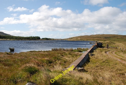 Photo 6x4 Loch nan Torran Ormsary\/NR7472 The structures in the loch are  c2010