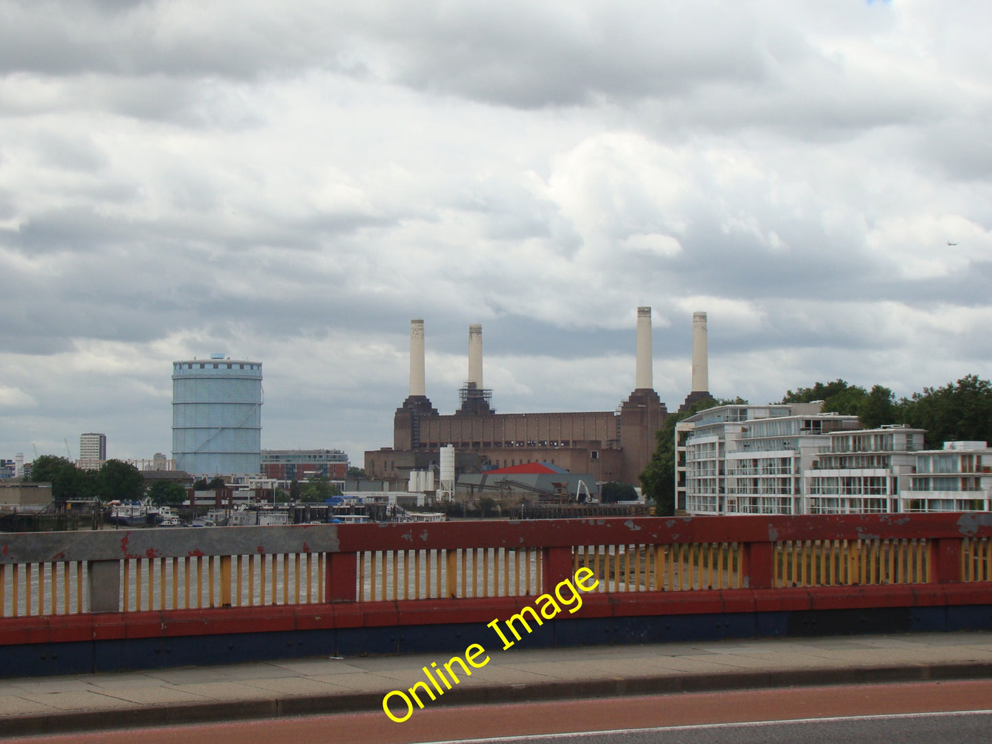 Photo 6x4 View of the entire Battersea Power Station from Vauxhall Bridge c2010