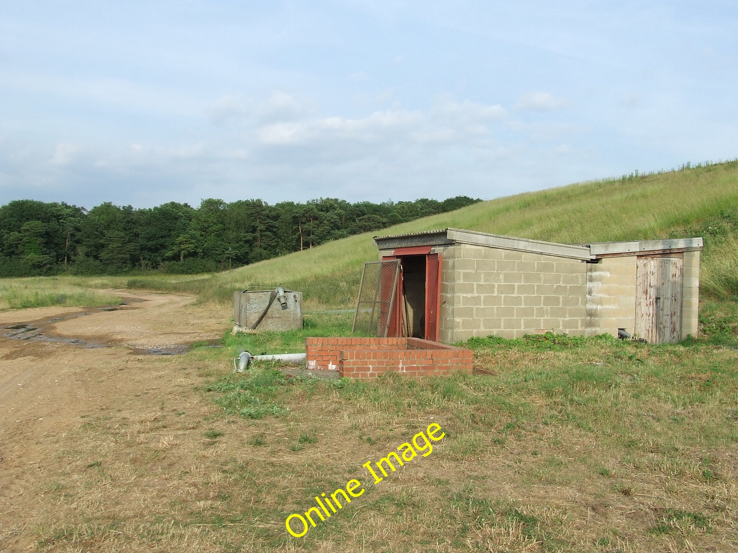 Photo 6x4 Pumping Station Lackford Pumping equipment for farmers irrigati c2010