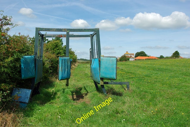 Photo 6x4 Starting gate, training gallops, Lewes These gallops use the ol c2010