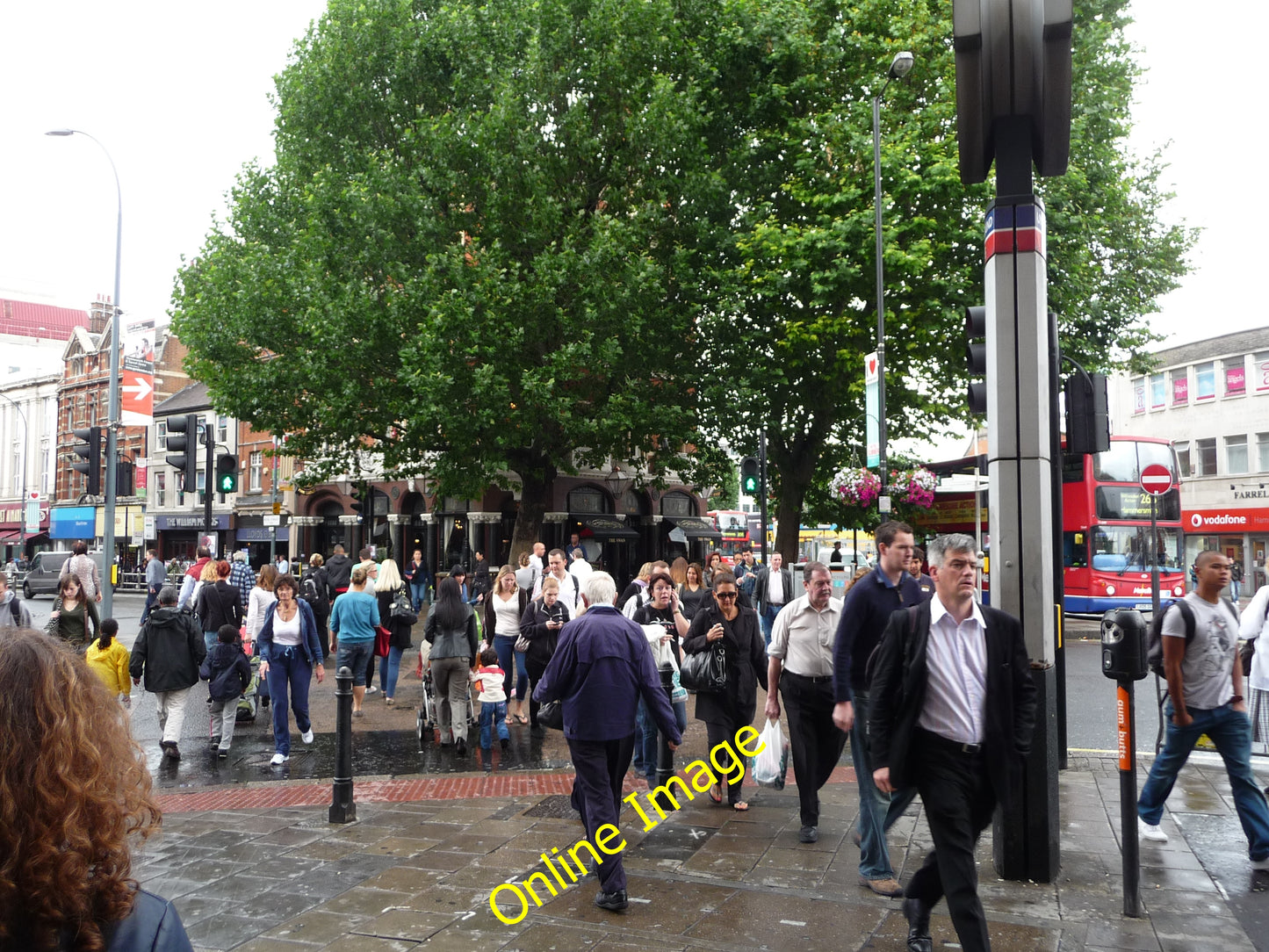 Photo 6x4 London : Hammersmith - Hammersmith Road Hammersmith\/TQ2279 Peo c2010