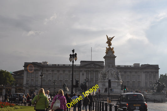 Photo 6x4 London : Westminster - Buckingham Palace From the Mall looking  c2010