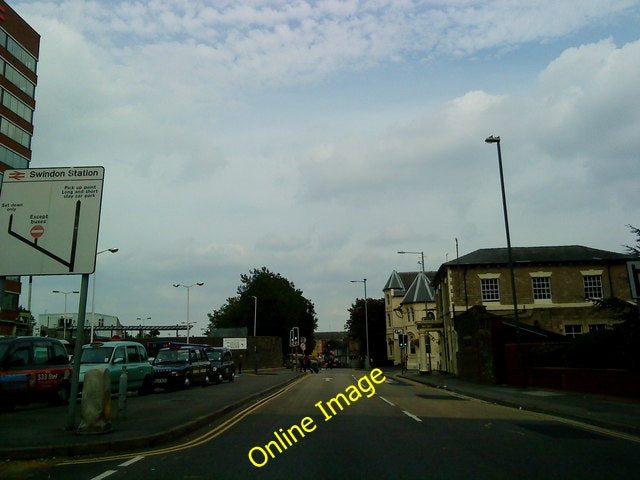 Photo 6x4 Station Road, Swindon Swindon\/SU1685  c2010