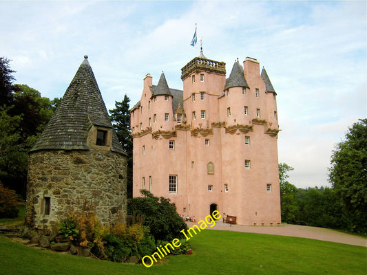 Photo 6x4 Craigievar Castle Muir of Fowlis Craigievar castle resplendent  c2010