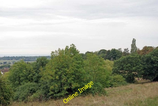 Photo 6x4 Vange Hill Park Basildon [[2052665]] was once a &quot;plotland& c2010