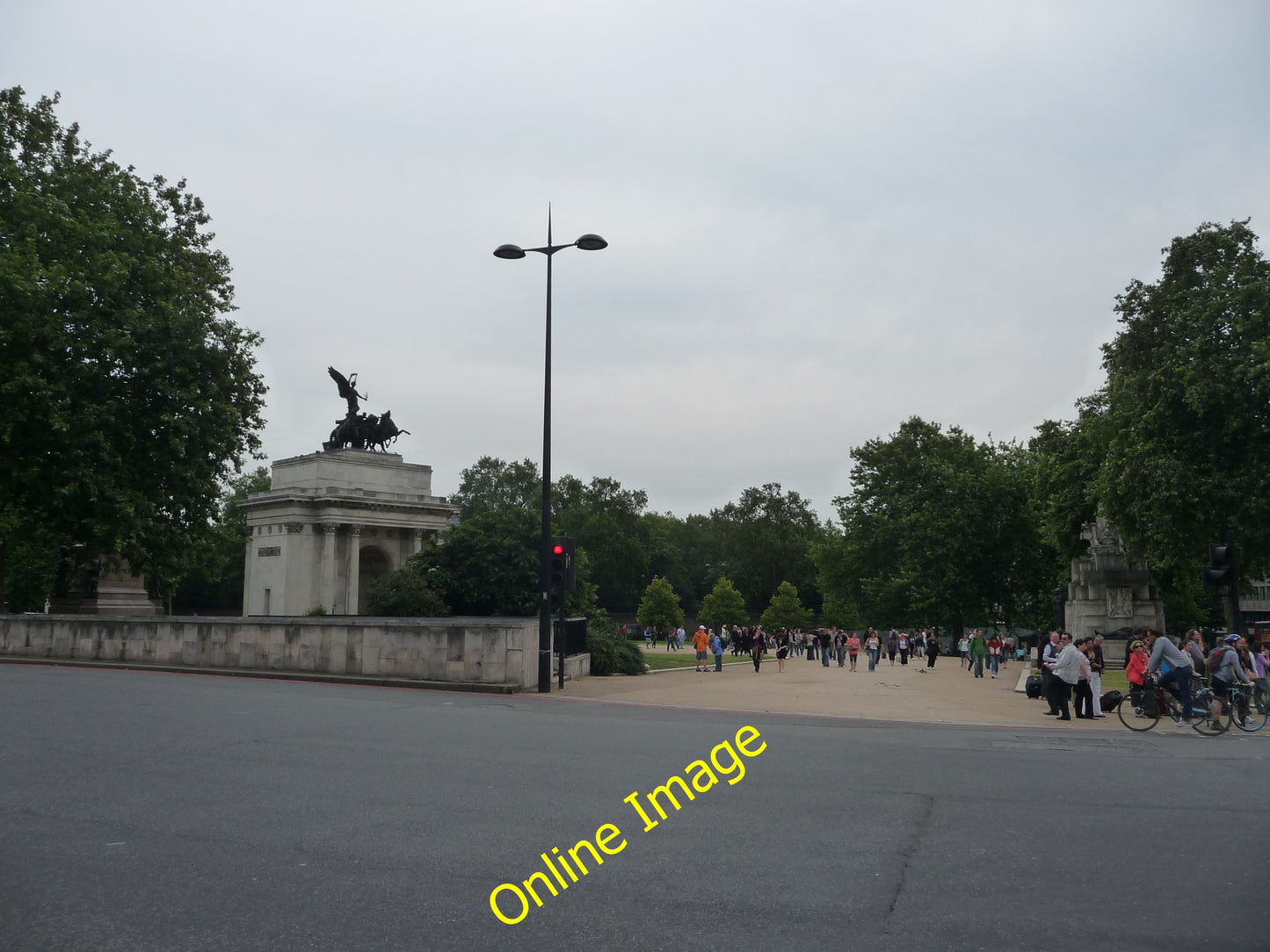 Photo 6x4 London : Westminster -  TQ2879 : Wellington Arch From Piccadill c2010