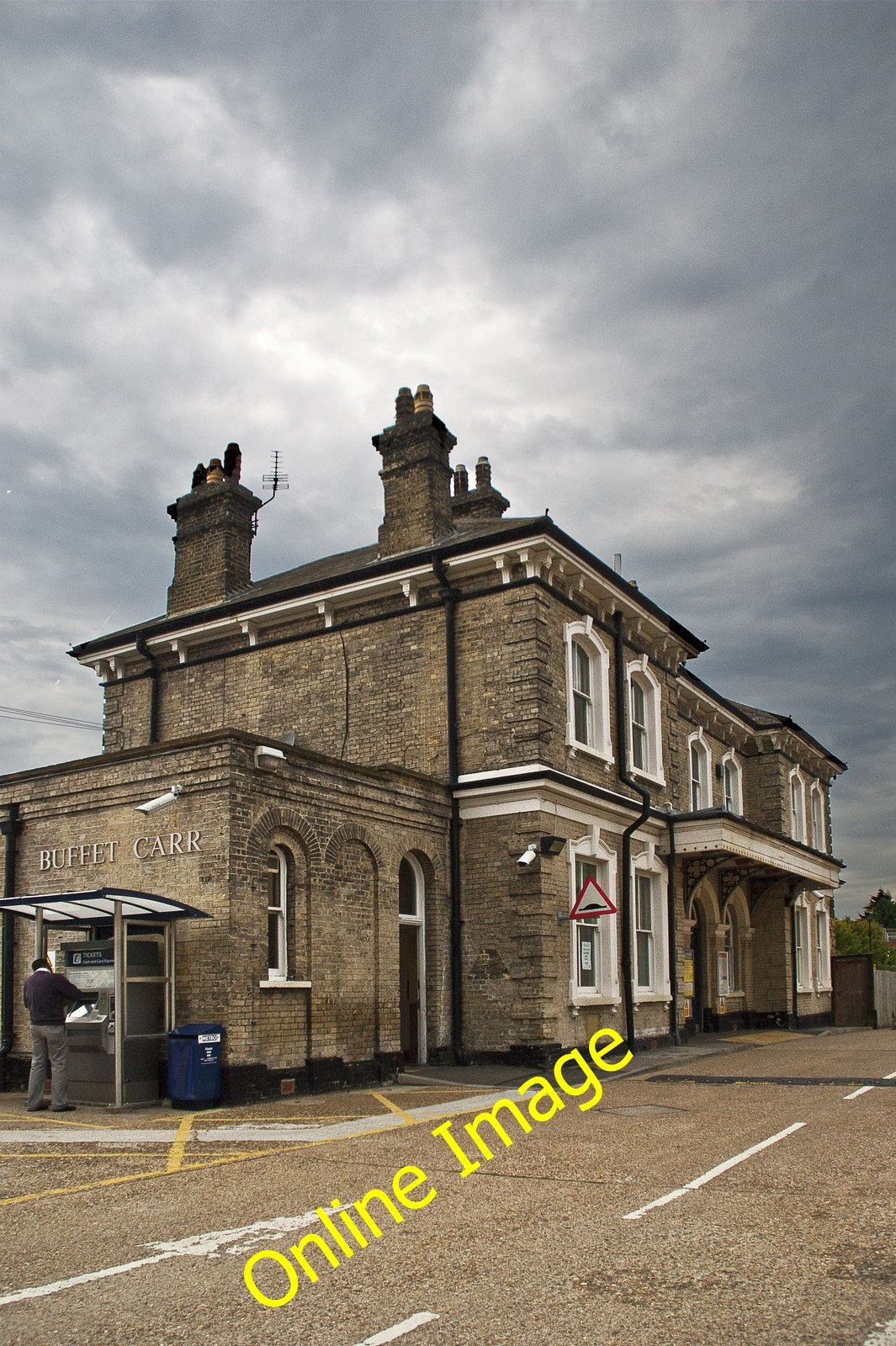 Photo 6x4 Chertsey Station Chertsey Railway Station c2010