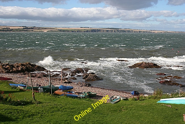 Photo 6x4 Lunan Bay Inverkeilor Being exposed to the east, Lunan Bay is o c2010