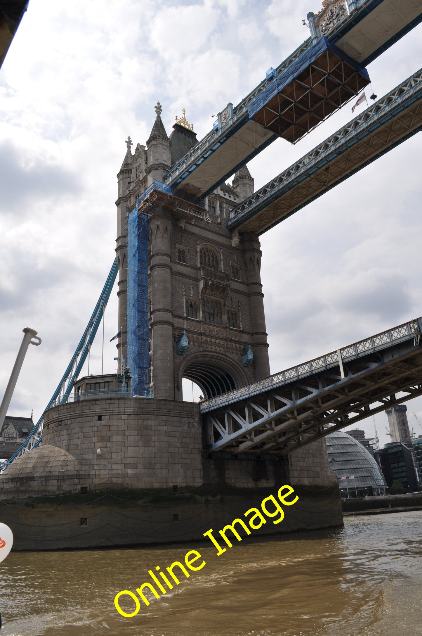 Photo 6x4 London : Tower Hamlets - Tower Bridge The vertical component of c2010