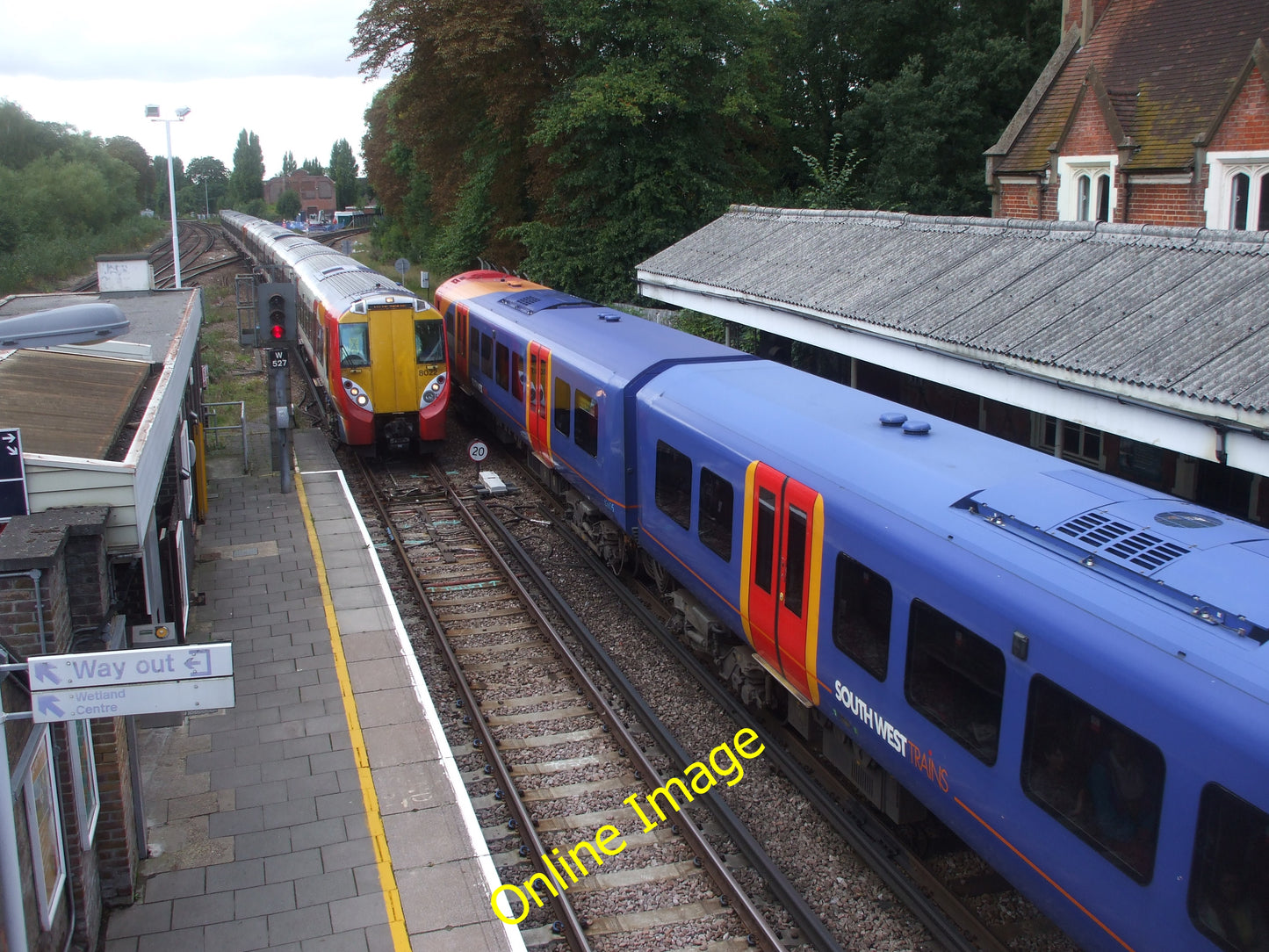 Photo 6x4 Trains at Barnes Station  c2010