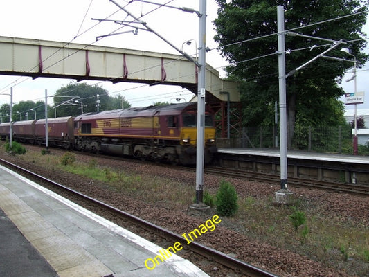 Photo 6x4 Hillington East railway station Cardonald A coal train from Hun c2010