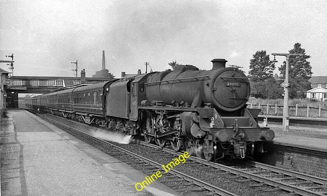 Photo 6x4 Leyland Station, with train View northward, towards Preston and c1963