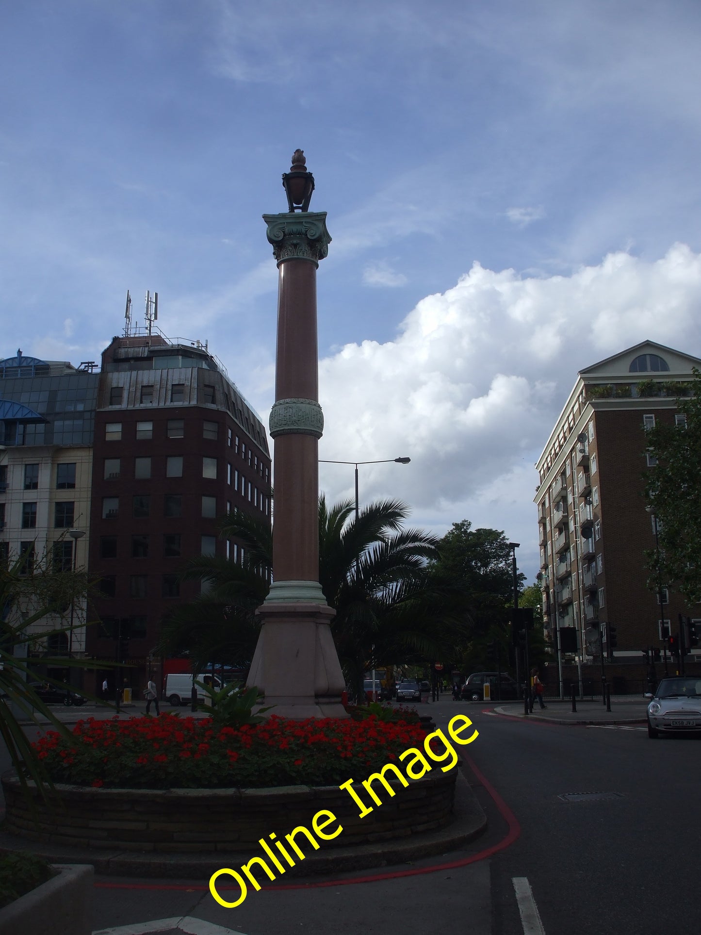 Photo 6x4 Memorial to Queen Victoria,Warwick Gdns, London Kensington\/TQ2 c2010