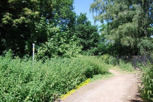 Photo 6x4 Footpath to the south of Leybourne Grange Ryarsh  c2010