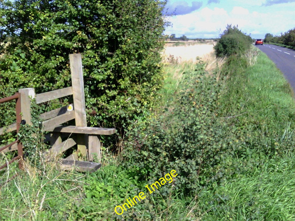 Photo 6x4 Stile at junction of road and footpath near Hewdon Farm Dinton\ c2010