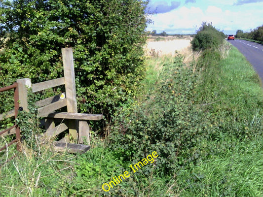 Photo 6x4 Stile at junction of road and footpath near Hewdon Farm Dinton\ c2010