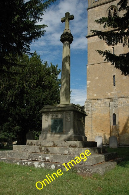 Photo 6x4 Cross, Fladbury Church Cross in the churchyard of St John the B c2010