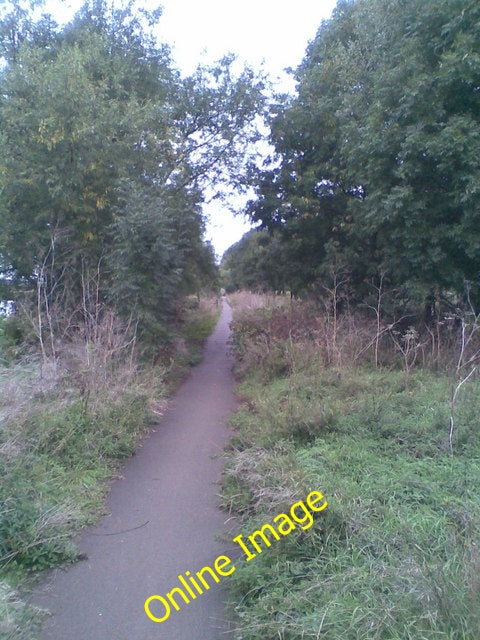 Photo 6x4 Nene Way Northampton\/SP7561 Alongside Barnes Meadow. c2010