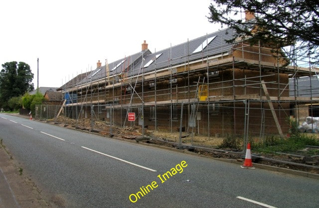 Photo 6x4 New houses Oakham\/SK8509 On the site of the former Barleythorp c2010