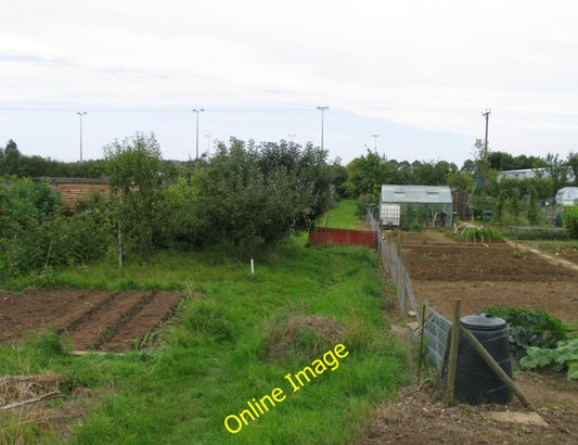 Photo 6x4 Towards the railway Oakham\/SK8509  c2010