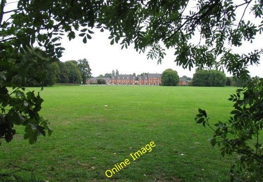 Photo 6x4 View towards Main Road\/Land's End Way junction Oakham\/SK8509  c2010