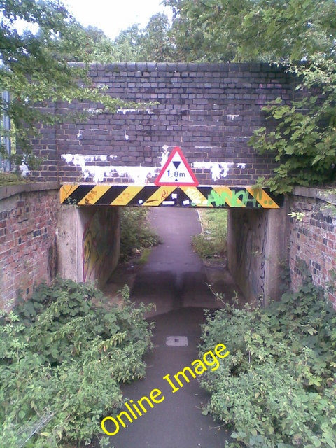 Photo 6x4 Midland Railway Northampton\/SP7561 A bridge under the old Midl c2010